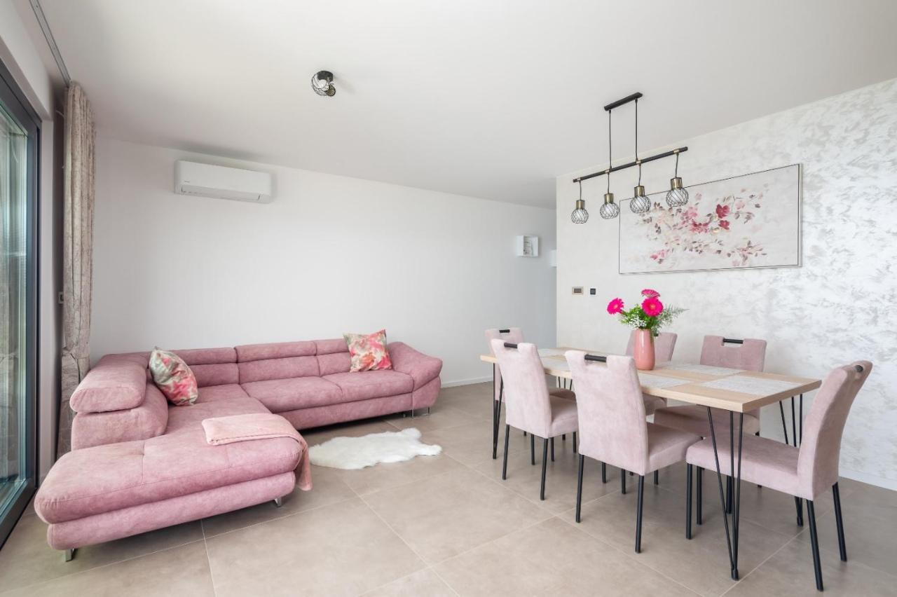 Luxury Apartment Sea Pakoštane エクステリア 写真